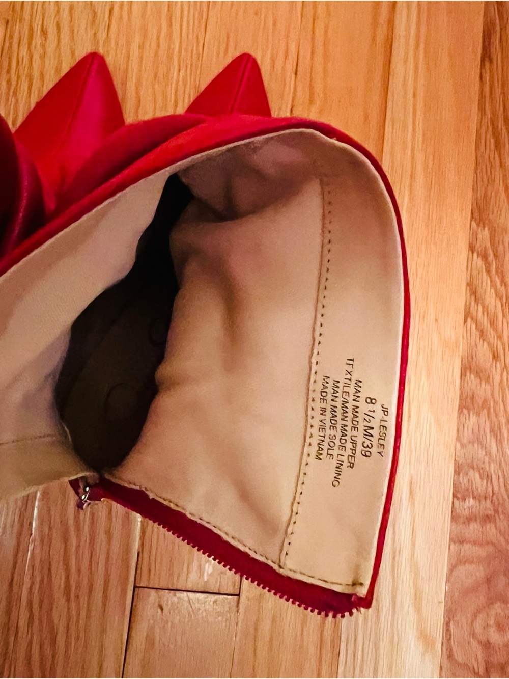 Jessica Simpson slouchy red stiletto ankle boots with a pointed toe - Picture 5 of 5